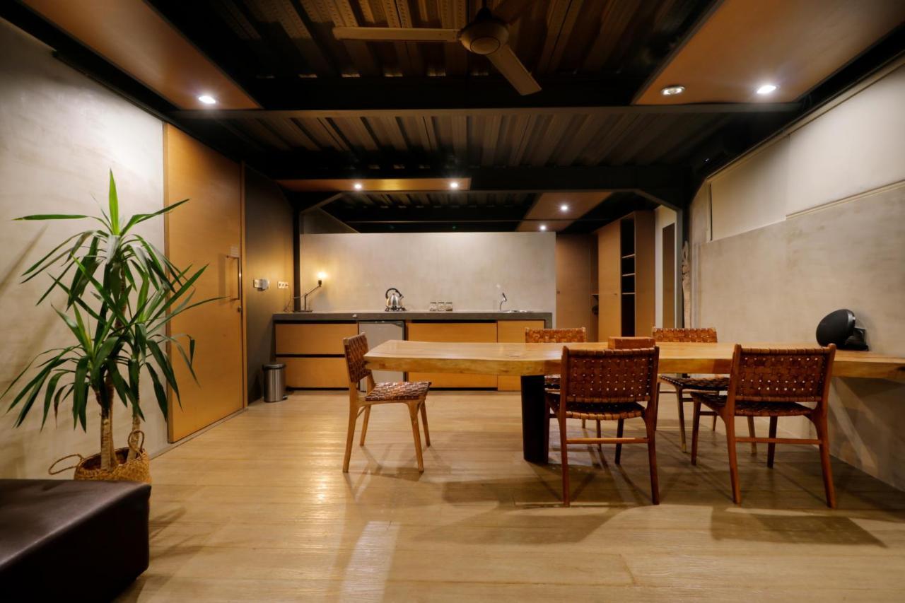 Clio Apartment Seminyak Zewnętrze zdjęcie